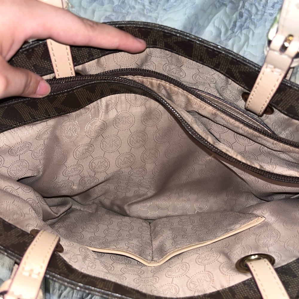 āMichael Kors Large Tote Bag | Brown Logo | Everyday Bagā - Picture 6 of 8